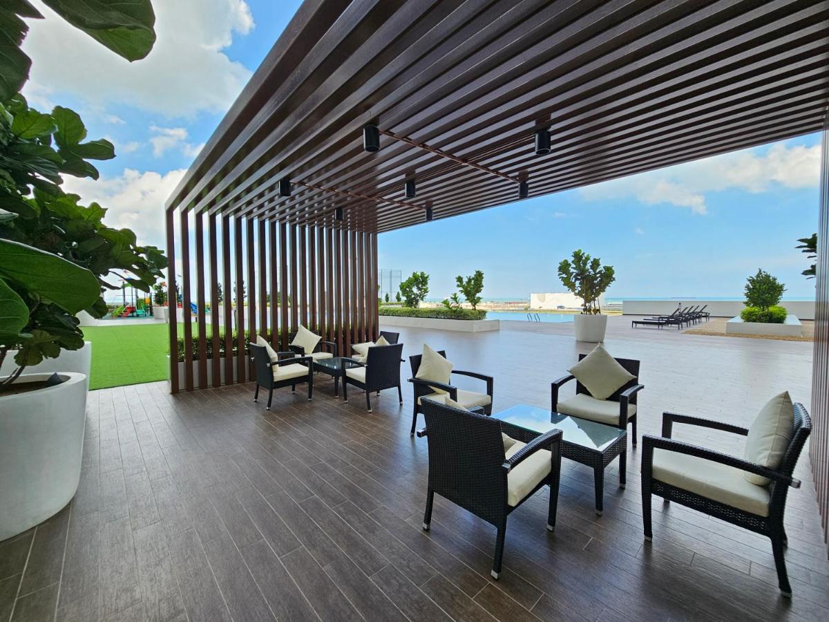 Amber Cove Executive Suites Melaka Exterior photo